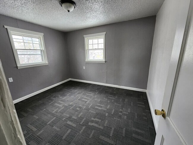 Foto del edificio - 1424 5th Ave S