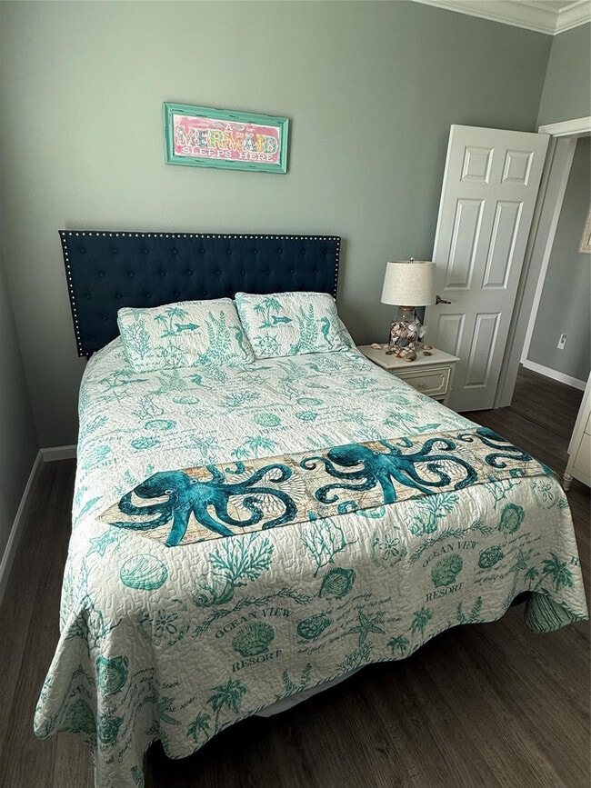 Building Photo - 348 NE Starboard Way