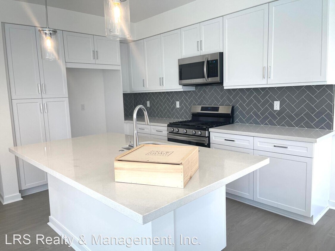 Primary Photo - 2 br, 2 bath House - 11052 Luminate Drive