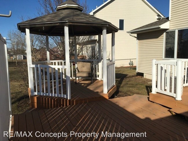 Foto del edificio - 3 br, 3 bath House - 3815 Hyde Ave