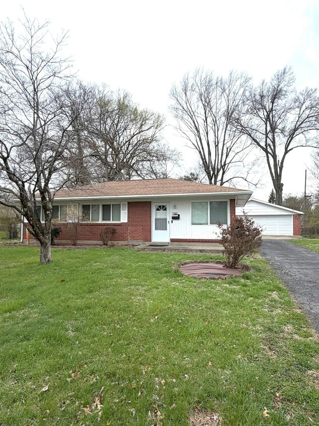 Photo - 2403 Meadow Drive