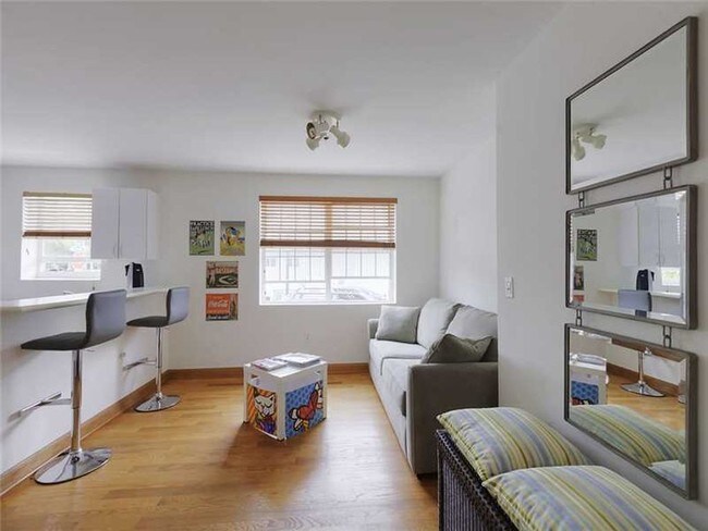 Building Photo - 361 Collins Ave