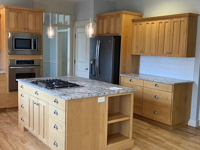 Foto del edificio - 1074 N Caledonia Pl