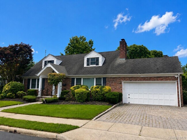 Foto del edificio - 126 Hillside Ave