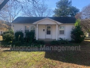 Building Photo - 101 Grace St