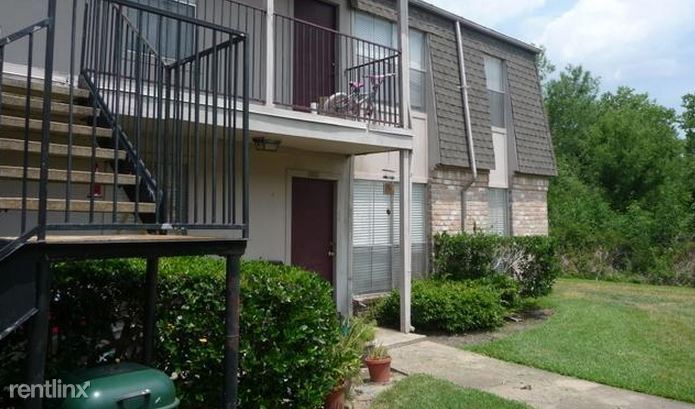 Building Photo - 1 br, 1 bath  - 2401 S Johnson St # 1838