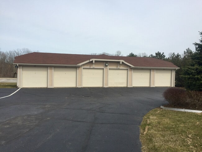 Building Photo - 5615 Baronswood Cir