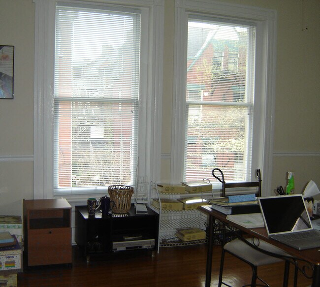 Building Photo - 406 Fountain Court
