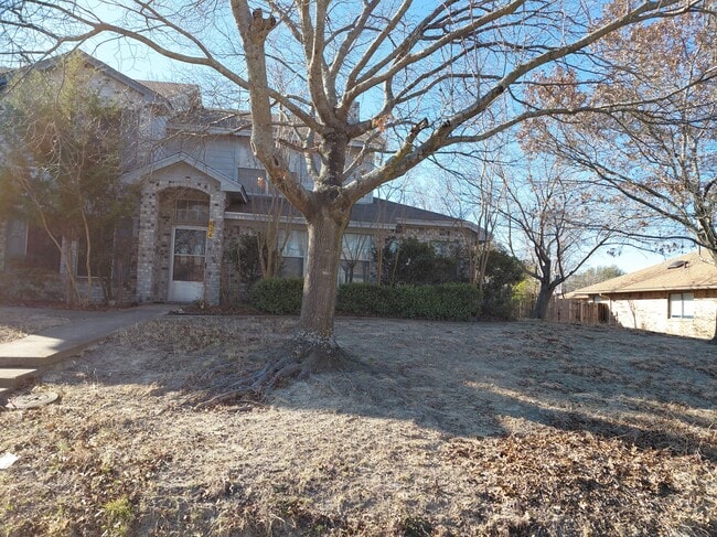 Building Photo - 834 Ash Grove Ln