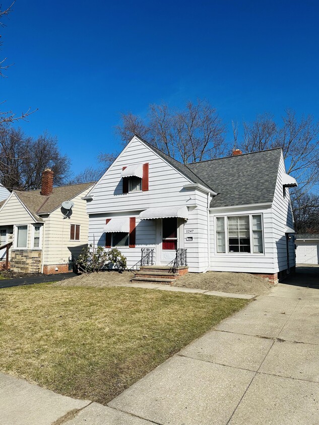 Primary Photo - 1247 Avondale Rd