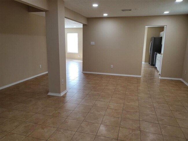 Foto del edificio - 16315 Lynn Crest Ct