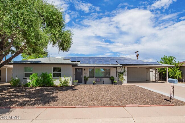 Foto del edificio - 2136 W Village Dr