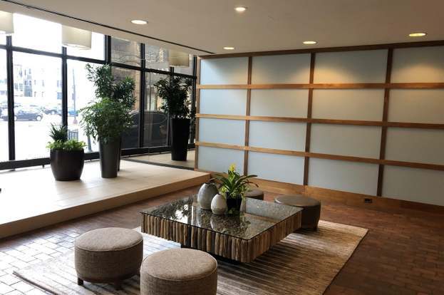 Foto del edificio - 5445 N Sheridan Rd