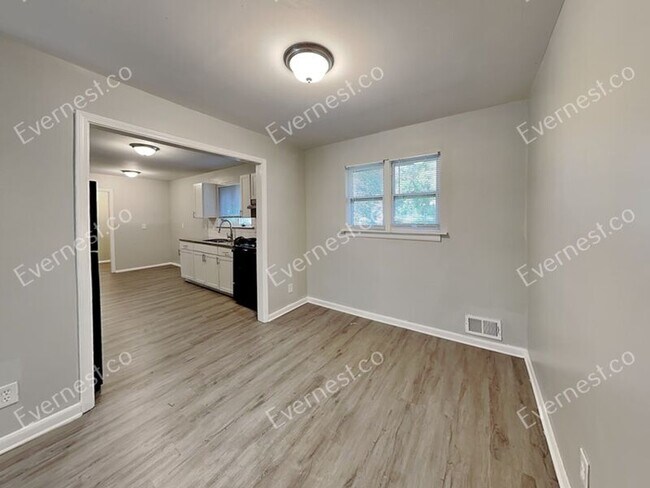 Foto del edificio - 3227 Hobart Dr NW