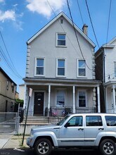 Building Photo - 239 Magnolia Ave