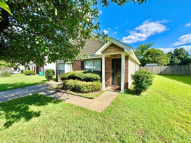 Foto del edificio - 4688 Northwood Hills Dr