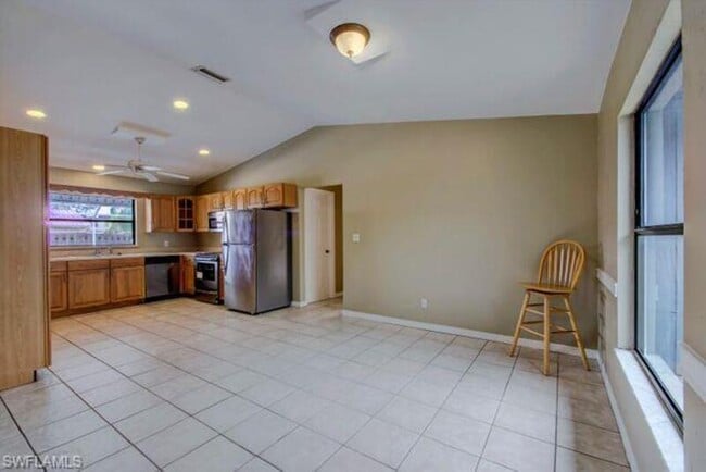 Building Photo - 17133 Haitian Dr