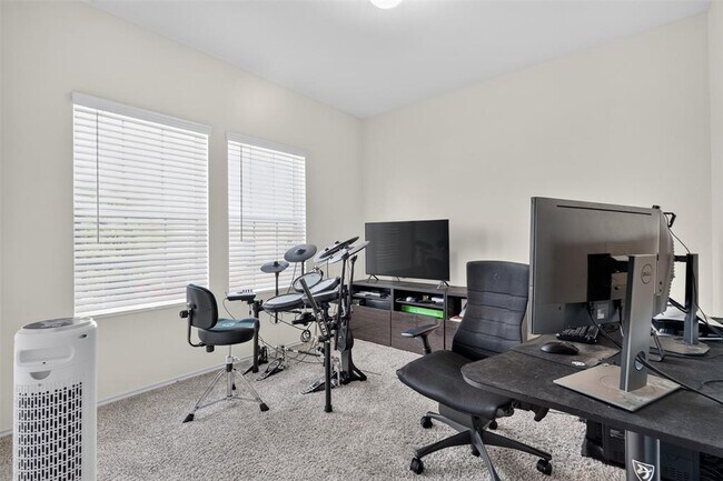 Foto del edificio - 1301 Blackhaw Ln