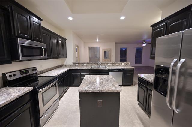 Building Photo - 2908 Bahar Dr