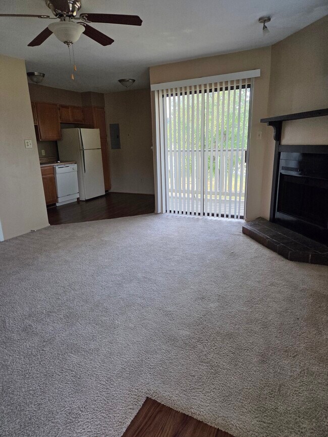 Foto del edificio - River Oaks Apartments