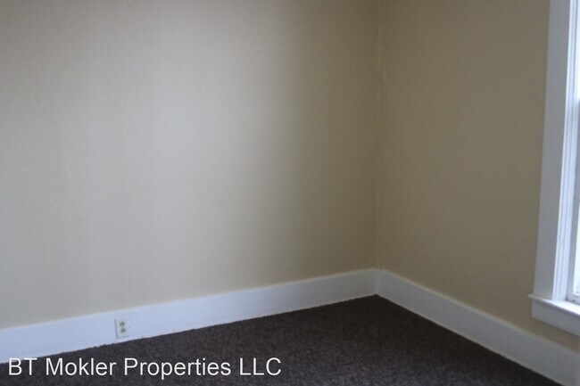 Building Photo - 3 br, 1 bath House - 735 Wisconsin St