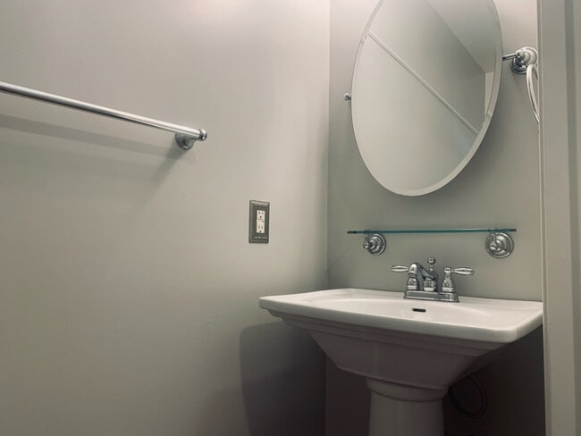 Photo - 6520 Landing Way Townhome