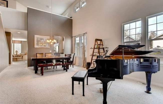 Foto del edificio - Beautiful 5 Bed 2.5 Bath Renton Home!