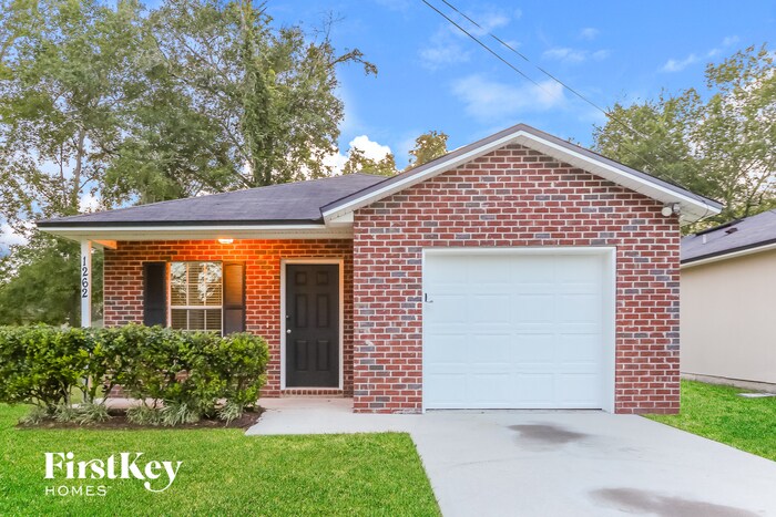 Foto principal - 1262 Mull St