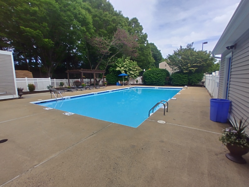 Primary Photo - 600 Reusens Rd
