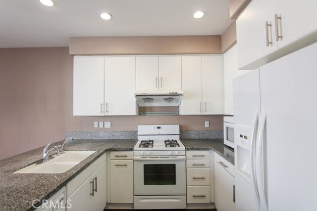 Building Photo - 941 S Bluff Rd