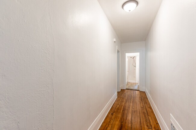 Foto del edificio - 4412 Erie Ave