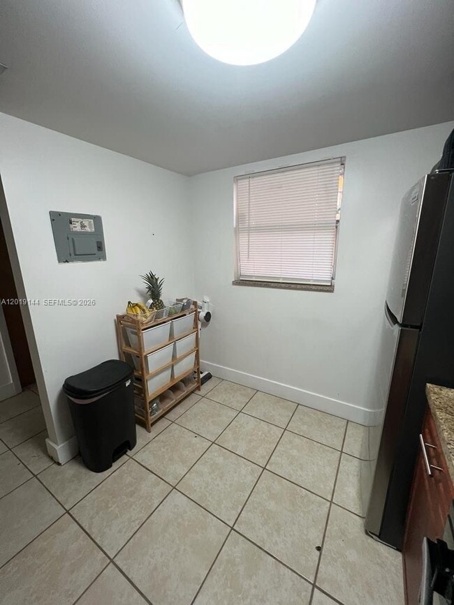 Foto del edificio - 18051 NW 68th Ave