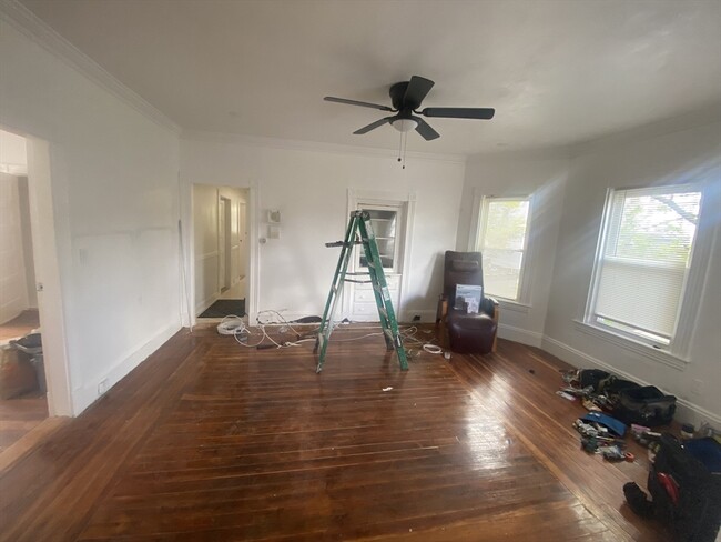 Building Photo - 235 Boylston St