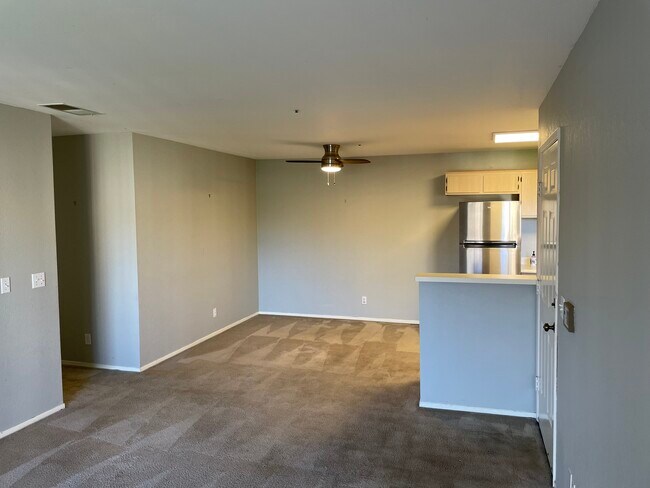Building Photo - 321 Inger Dr