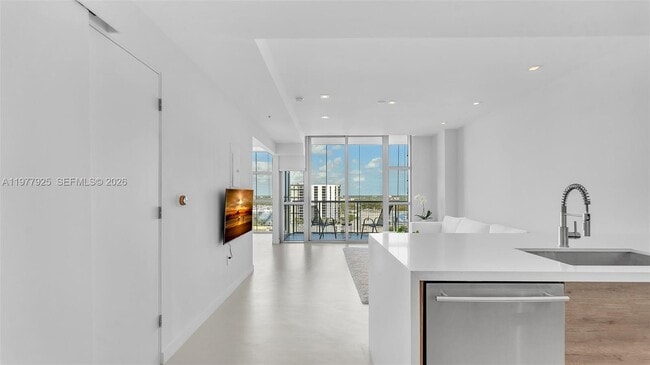 Foto del edificio - 3301 NE 1st Ave