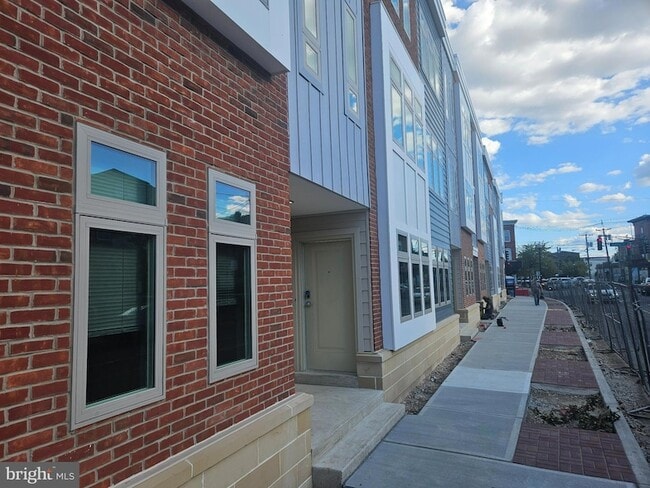 Foto del edificio - 200 Hamilton Ave