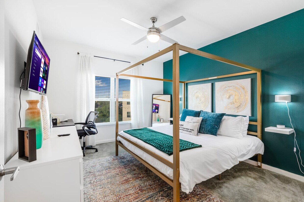 Foto principal - 7139 Wurzbach Rd