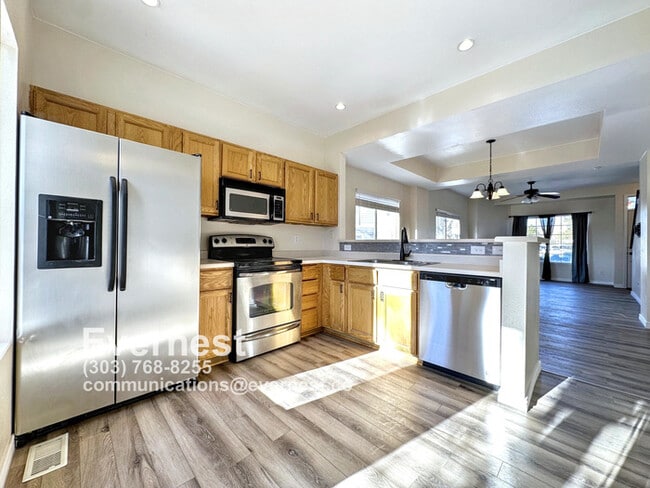 Building Photo - Modern 3-Bedroom Home with Ideal Location ...