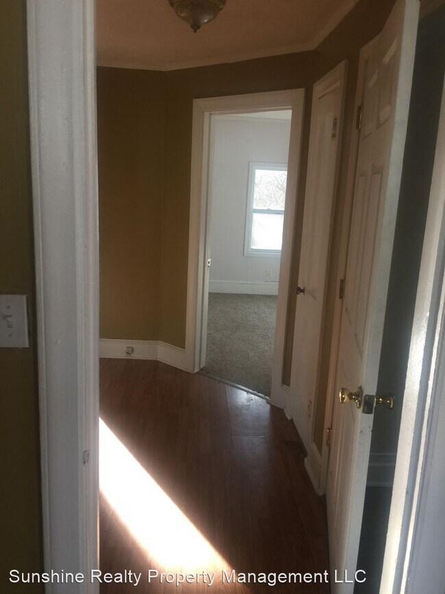 Foto del edificio - 2 br, 1 bath House - 16 Circle Dr