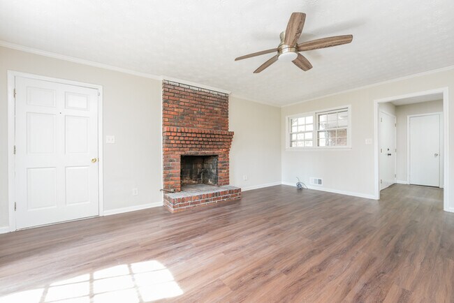 Foto del edificio - 4136 Moore Rd