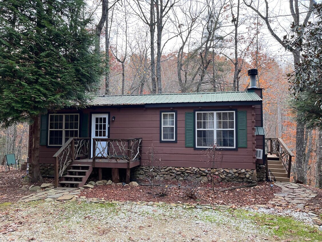 Primary Photo - 240 Dream Life Lane - Cabin Life in seclud...