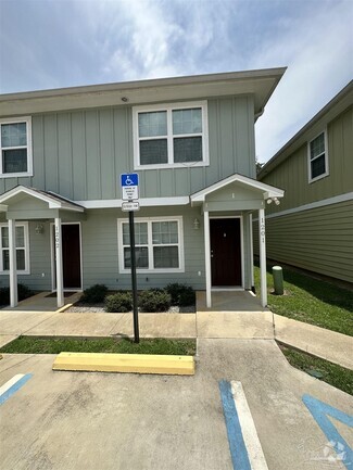 Building Photo - 150 S Crow Rd