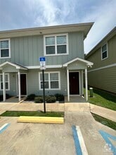 Building Photo - 150 S Crow Rd
