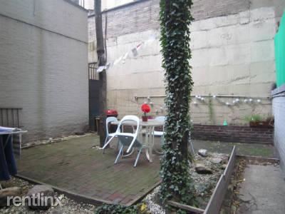 Primary Photo - 130 E 80th St