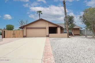 Building Photo - 1904 N Arrowhead Cir
