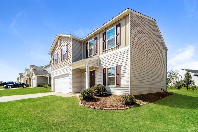 Building Photo - 950 Seay Rd