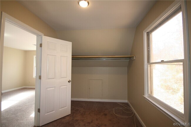 Building Photo - 13732 Buck Rub Dr