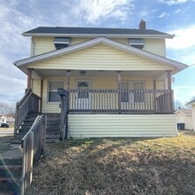 Building Photo - 1239 Herberich Ave