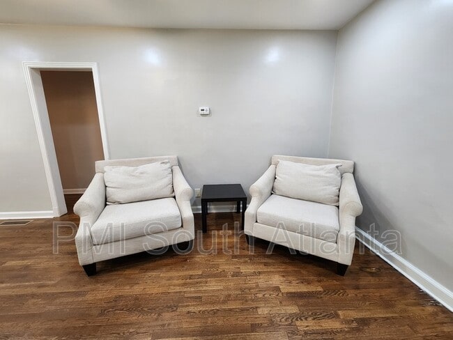 Building Photo - 1219 Hosea L Williams Dr SE