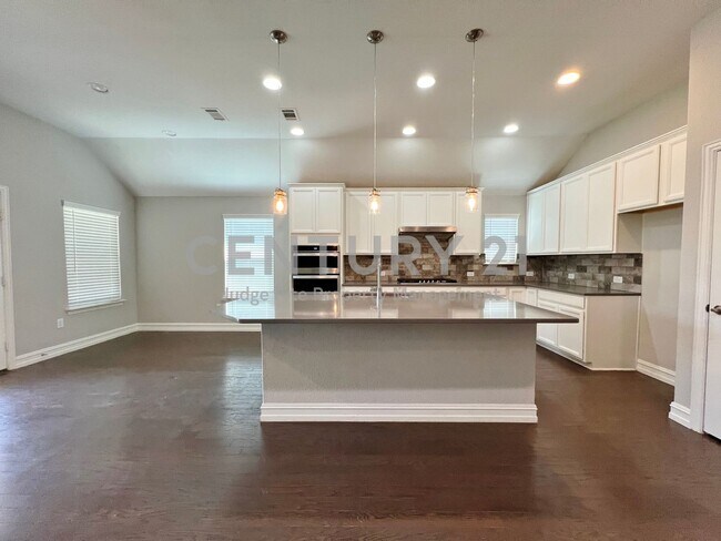 Foto del edificio - Beautiful and Open 3/2/2 Home in McKinney ...